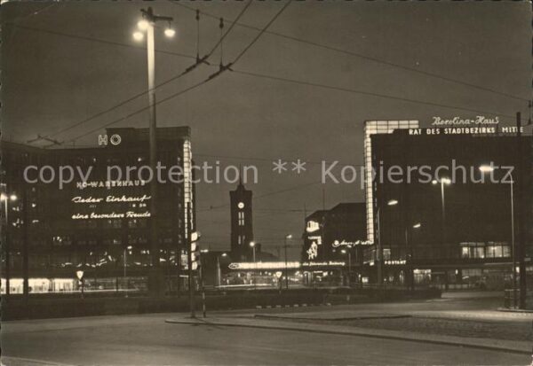 Berlin Alexanderplatz bei Nacht