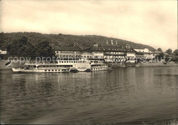 Motorschiffe Ernst Thälmann Dresden-Pillnitz Wassers