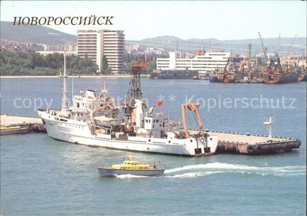 Schiffe Ships Navires Novorossiisk Port Moorages