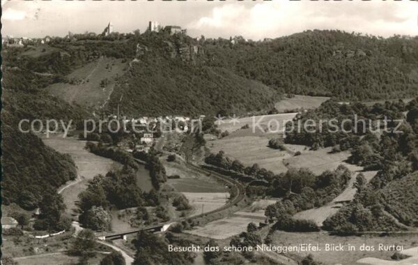 Nideggen Eifel im Rurtal Fliegeraufnahme