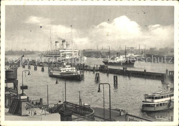 Hamburg Überseebrücke Italia
