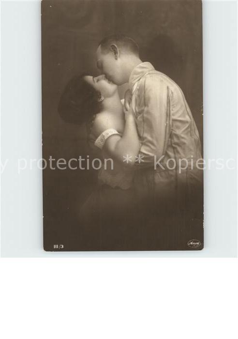 Foto Amag Nr. 111/3 Paar Liebe Kuss