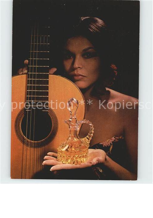 Gitarre Frau Werbung Olivenöl