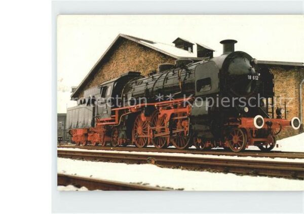 Lokomotive 18 612 Maffei 1927 DDM-Museumsgebäude