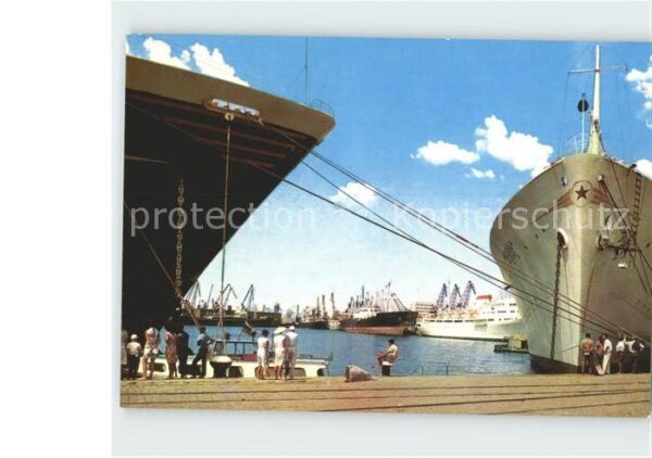 Schiffe Ships Navires Varna Hafen