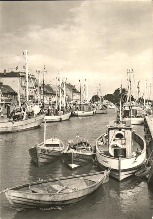 Ueckermuende Mecklenburg Vorpommern Hafen