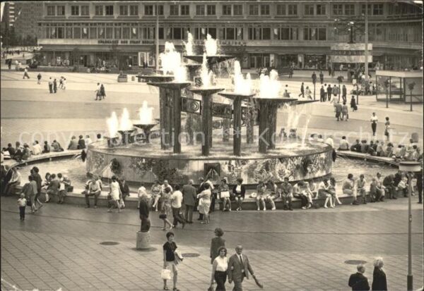 Berlin Brunnen Alexanderplatz