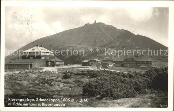 Schneekoppe Snezka mit Schlesierhaus und Riesenbaude