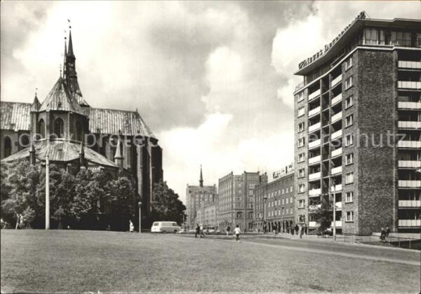 Rostock Marienkirche und Langestrasse