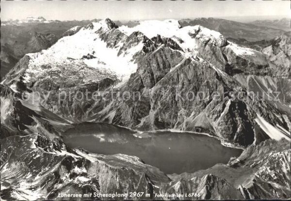 Luenersee Vorarlberg mit Schesaplana Gebirgspanorama Flieger