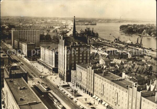 Rostock Blick auf die Lange Strasse