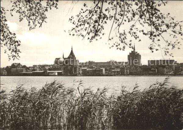 Rostock Blick über die Warnow
