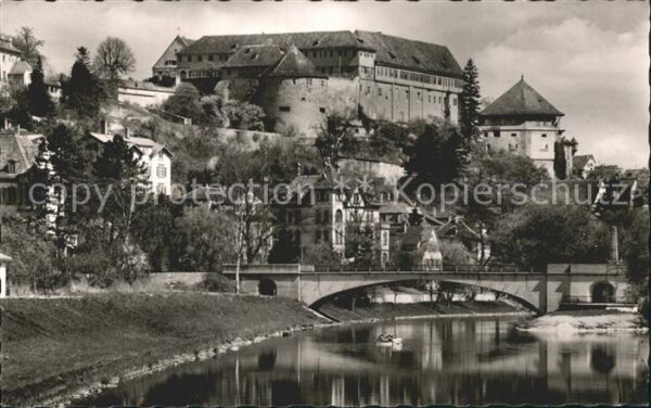 Tuebingen Neckar mit Schloss