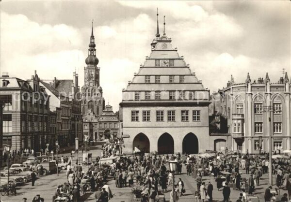 Greifswald Mecklenburg Vorpommern Rathaus St Nikolaikirche