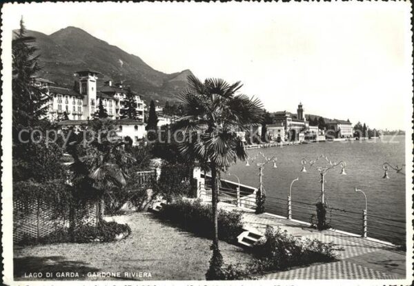 Gardone Garda Uferpartie am Gardasee