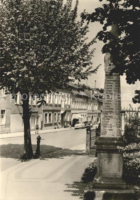 Bad Gottleuba-Berggiesshuebel Postmeilensäule und Rathaus