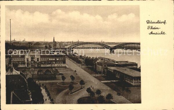 Duesseldorf Rheinansicht