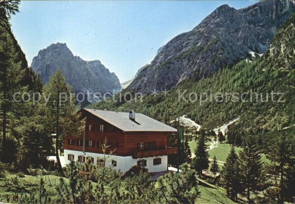 Innichen Suedtirol Drei Schusterhütte