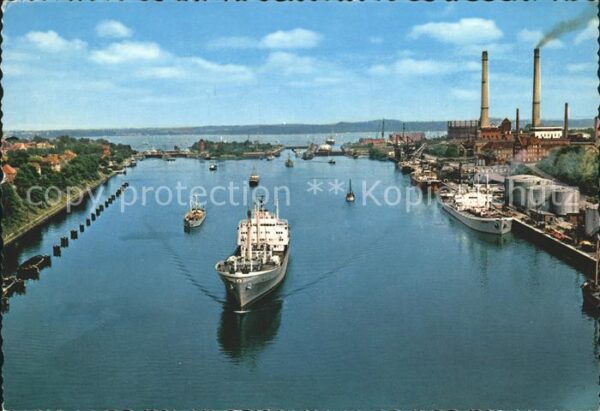 Kiel Nord Ostsee Kanal Holtenauer Schleuse
