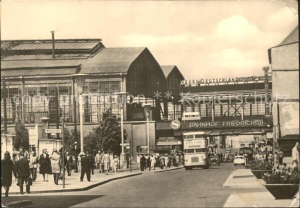 Berlin Bahnhof Friedrichstrasse