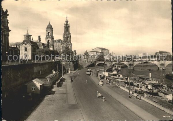 Dresden Schiffsanlegestelle Terrassenufer