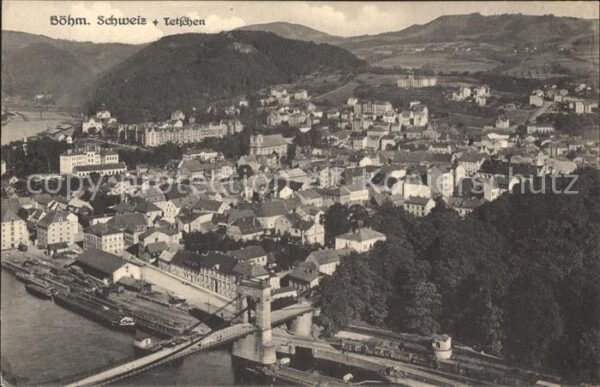 Tetschen-Bodenbach Boehmen mit Brücke Fliegeraufnahme