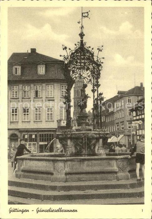 Goettingen Niedersachsen Gänselieselbrunnen