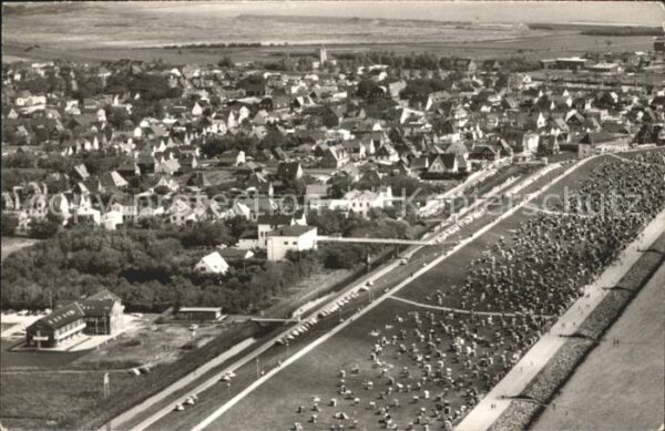 Buesum Nordseebad Fliegeraufnahme mit Strand