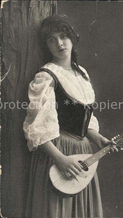 Mandoline Mädchen Tracht Mignon
