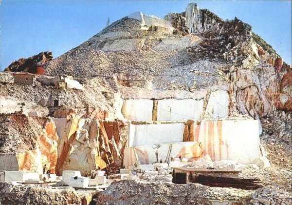 Tagebau Daylight Mining Alpi Apuane Cave di Marmo Marmor