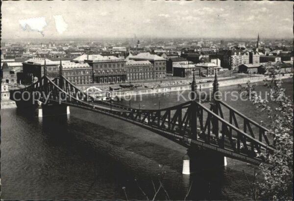 Budapest Freiheitsbrücke