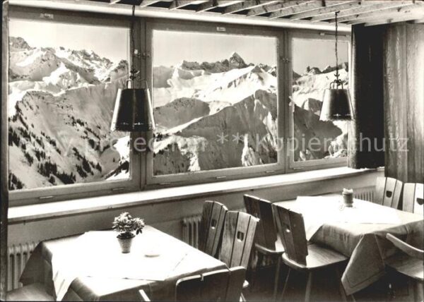 Mittelberg Kleinwalsertal Walmendingerhornbahn Bergrestaurant Gas