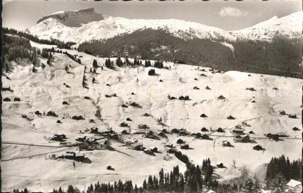 Hirschegg Kleinwalsertal Vorarlberg mit Hoch Ifen und Gottesackerplateau