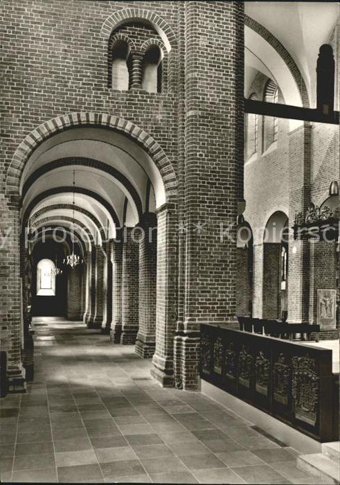 Ratzeburg Dom Südl Seitenschiff mit Wappentafel