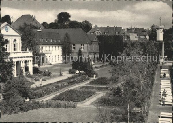Bad Salzuflen Rosengarten mit Badehäusern und Gradier