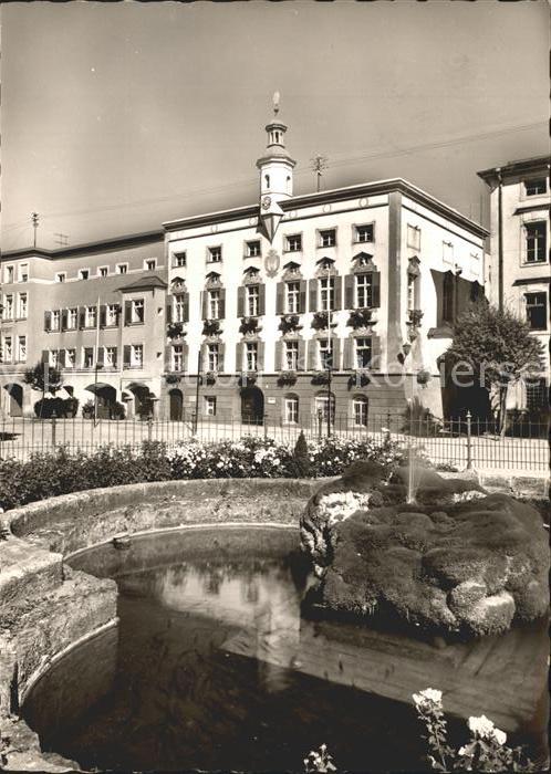 Tittmoning Salzach Blick zum Rathaus