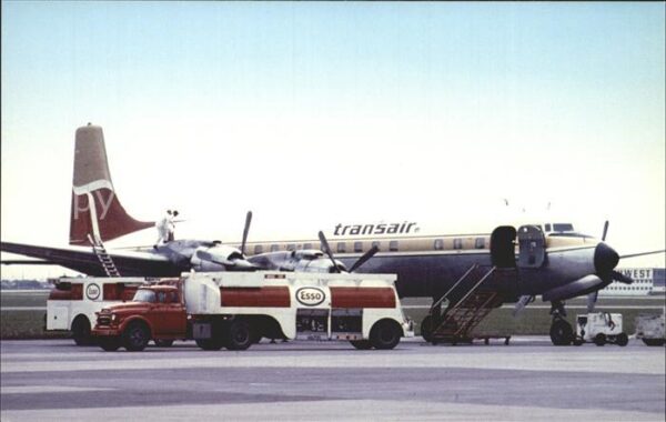 Flugzeuge Zivil Transair Douglas DC-7