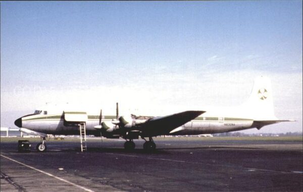 Flugzeuge Zivil Shamrock Airlines Douglas DC-6