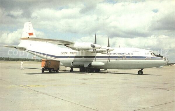 Flugzeuge Zivil Aerocomplex Antonov AN-12 CCCP-11108