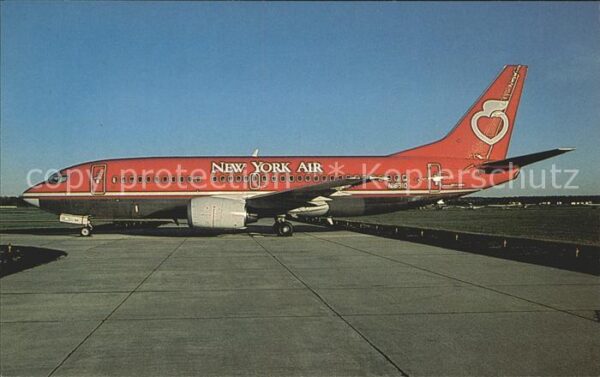 Flugzeuge Zivil New York Air Boeing 737-3T0