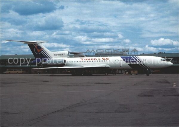 Flugzeuge Zivil Touch & Go TU-154M RA-85767 c/n 948