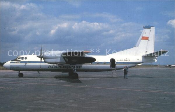 Flugzeuge Zivil Aeroflot AN-24RV CCCP-26175