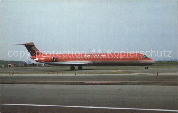 Flugzeuge Zivil New York Air McDonnell Douglas MD-80