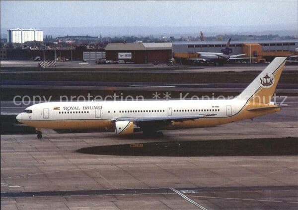 Flugzeuge Zivil Royal Brunei Boeing 767-22A V8-RBG c/n