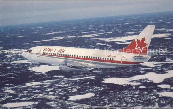 Flugzeuge Zivil NWT Air Boeing 737-210C Advanced C-GNWI
