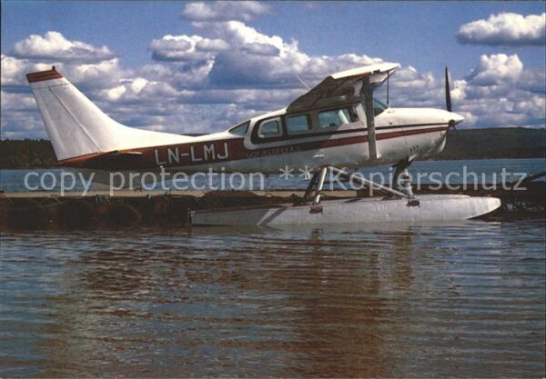Flugzeuge Zivil Gofjeld Fly A.S. Cessna U206C Super Sky