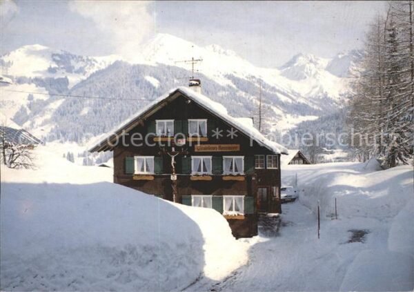 Mittelberg Kleinwalsertal Gästehaus Henninger im Winter