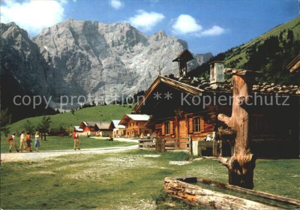 Eng Karwendel Eng Almen am Gr Ahornboden mit Grubenka