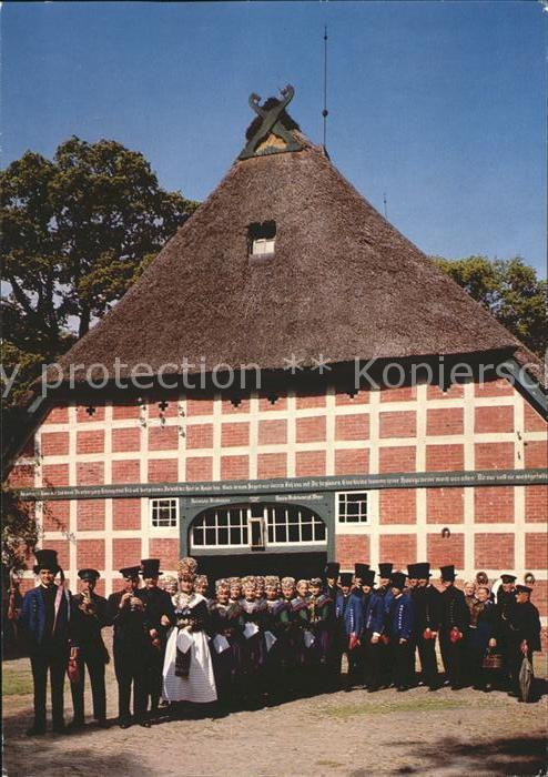 Scheessel Trachtengruppe in alter Volkstracht