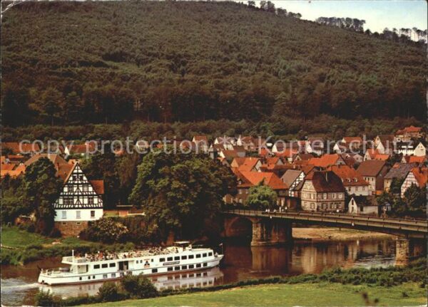 Oberweser Hessen Brücke zwischen Rheinhardswand und Soll
